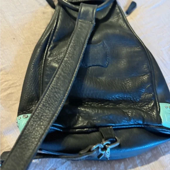 American West Black and Blue Embossed Backpack - Picture 5 of 6